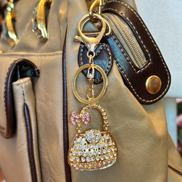 Vintage Capezio Tan Brown Trim Faux Leather Top Handbag Crossbody W Bag Charm - Picture 7 of 16